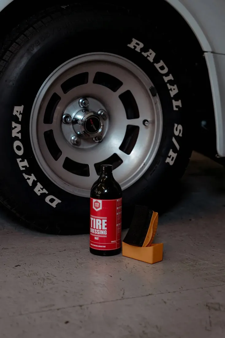 good-stuff-tire-dressing-mat-matowy-dressing
