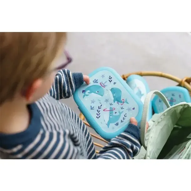 amuse-lunchbox-do-szkoly-clip-wieloryb-glebokosc-produktu-18-cm