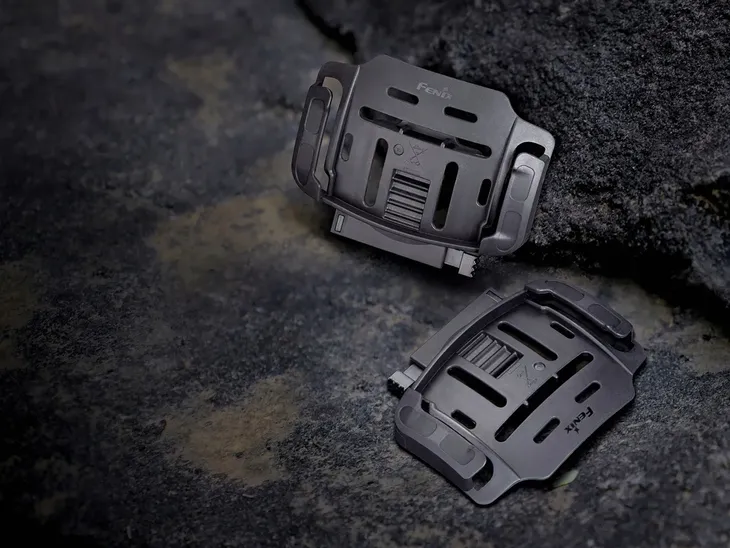 uchwyt-do-kasku-fenix-alg-04-marka-fenix