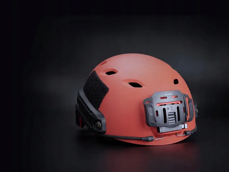 uchwyt-do-kasku-fenix-alg-04-stan-nowy-rodzaj-uchwyty