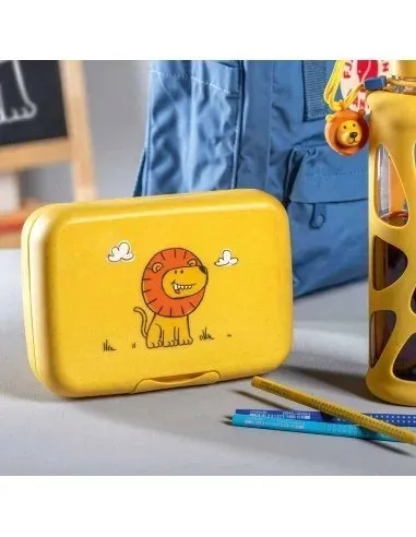 lunch-box-lew-material-dominujacy-tworzywo-sztuczne