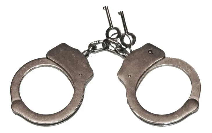 kajdanki-mfh-chrom-stan-nowy-typ-sztywne