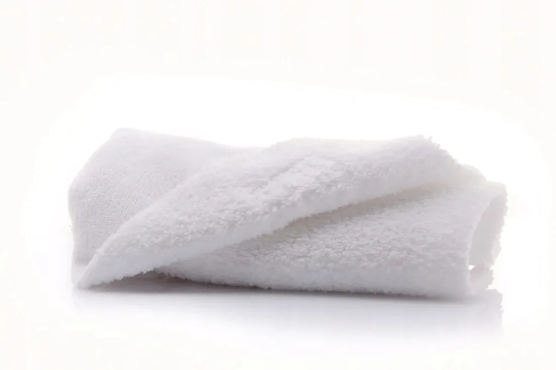 work-stuff-basic-white-delikatna-mikrofibra