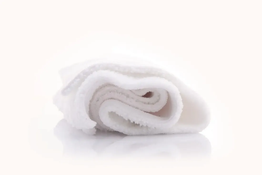 work-stuff-basic-white-delikatna-mikrofibra