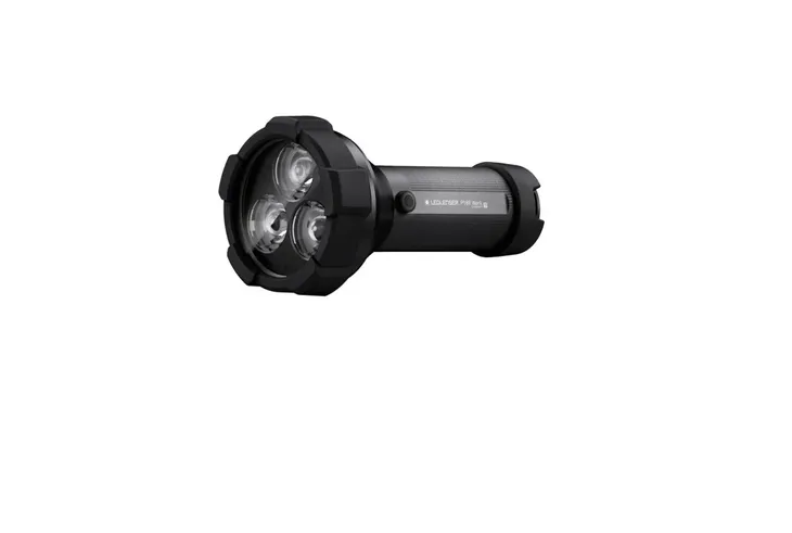 latarka-ledlenser-p18r-work