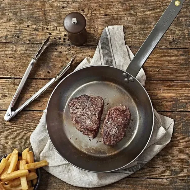 zestaw-do-stekow-ksztalt-okragly