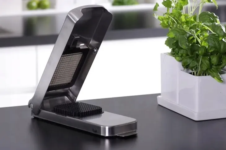 alligator-stalowy-duzy-stan-nowy-marka-alligator