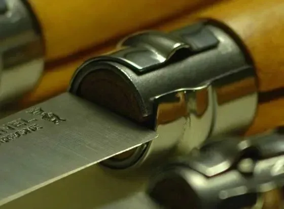 noz-opinel-12-inox-buk-model-08-inox-oliwka