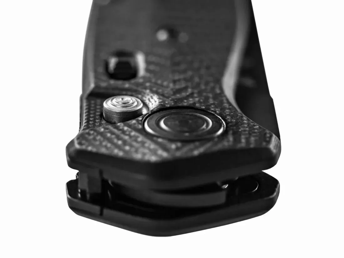 noz-benchmade-8551bk-mediator