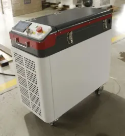 pulsacyjna-czyszczarka-laserowa-300w-laser-czyszczacy