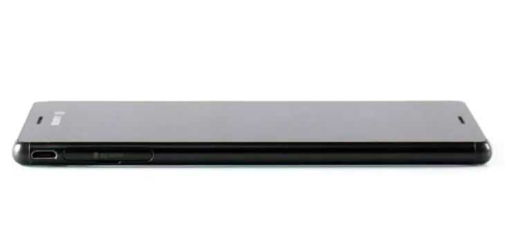 smartfon-sony-xperia-z1-compact-bez-blokad-stan-powystawowy