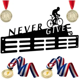 organizer-uchwyt-na-medale-wieszak-drewniany-czarny-never-give-up-kolarstwo