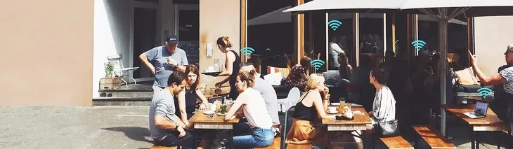 router-tp-link-mr100-4g-lte-standard-pracy-portow-lan-10-100-mbps