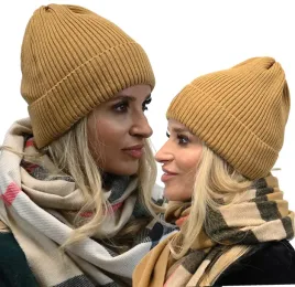 stylowa-czapka-beanie-wywijana-jasny-karmel-n1
