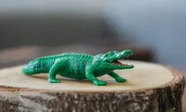 prawdziwa-figurka-dzikie-zwierzaki-lidl-krokodyl