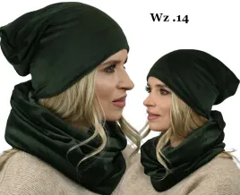 komplet-damski-na-zime-czapka-z-kominem-z-weluru