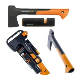 zestaw-narzedzi-ogrodniczych-siekiera-fiskars-x7-xs-mala-ostrzalka