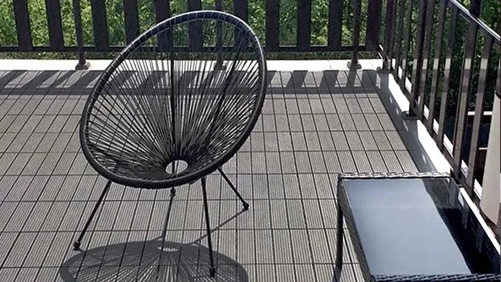 podest-tarasowy-wykonczenie-narozne-prawe-szary-or-podloga-na-taras-wpc-stan-nowy-material-kompozyt