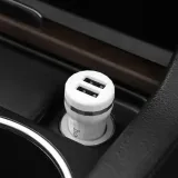 ladowarka-samochodowa-apple-lightning-usb-hoco-2400-ma-dlugosc-przewodu-1-m