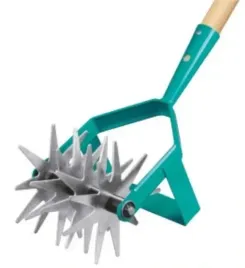 spulchniacz-obrotowy-z-podcinaczem-i-trzonkiem-158cm