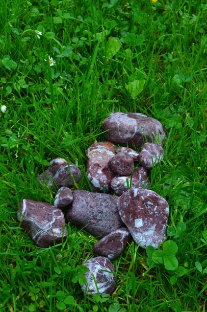 kamien-ozdobny-otoczak-czerwony-grecki-naturalny-piekny-2-4-cm-15-kg-rodzaj-kamienie-ogrodowe