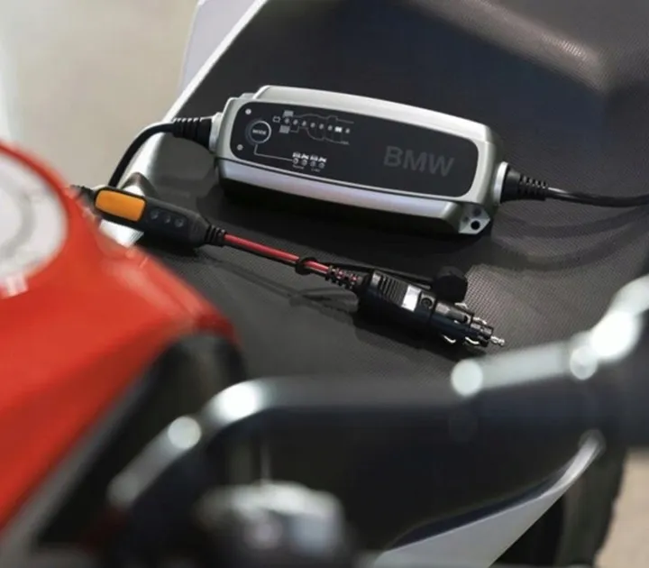 prostownik-ladowarka-bmw-motorrad-plus