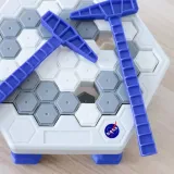 thumbs-up-moon-miner-stratego