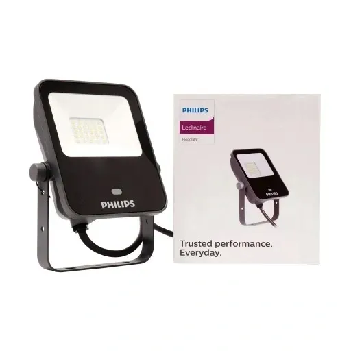 halogen-bialy-neutralny-1050-lm-10-w