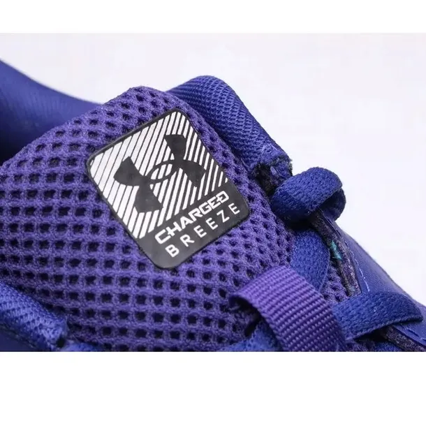 under-armour-buty-meskie-do-biegania-granatowe-charged-breeze-2-425-eu-zapiecie-sznurowane