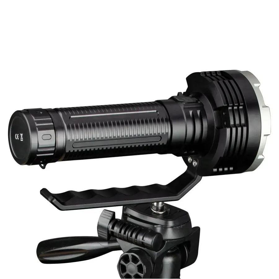 latarka-diodowa-fenix-lr80r-stan-nowy
