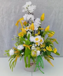 stroik-wielkanocny-z-zajaczkiem-63-cm-duza-dekoracja-w-koszyku