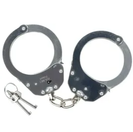 kajdanki-policyjne-polskie-stalowe-wytrzymale