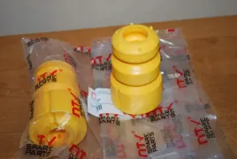 odboj-amortyzatora-toyota-avensis-08-corolla-verso-09-przod