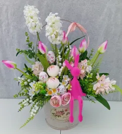 stroik-wielkanocny-z-rozowym-zajaczkiem-60-cm-dekoracja-w-koszyku