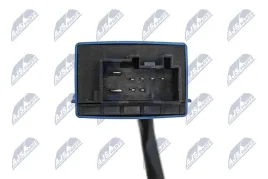 przekaznik-pompy-paliwa-audi-tt-1-8tfsi-2-0tfsi-2008-golf-vi-2-0r-2009-pa