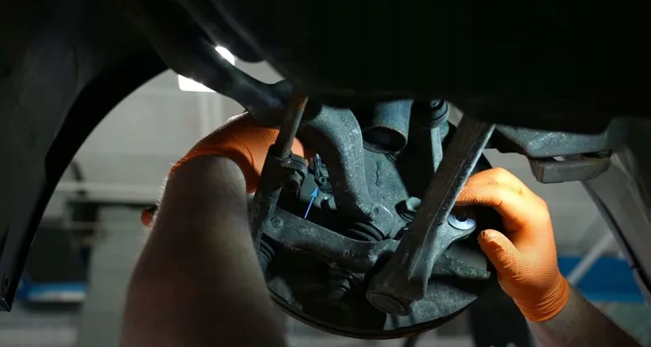 zwrotnica-tyl-bmw-1-e81-e82-e87-3-e90-e91-e92-e93-prawa-typ-samochodu-samochody-osobowe-samochody-dostawcze