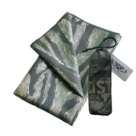 szybkoschnacy-recznik-150x65-cm-tiger-stripe