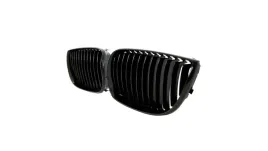 grill-bmw-1-e81-e82-e87-e88-pojedyncze-zeberka-gloss-black