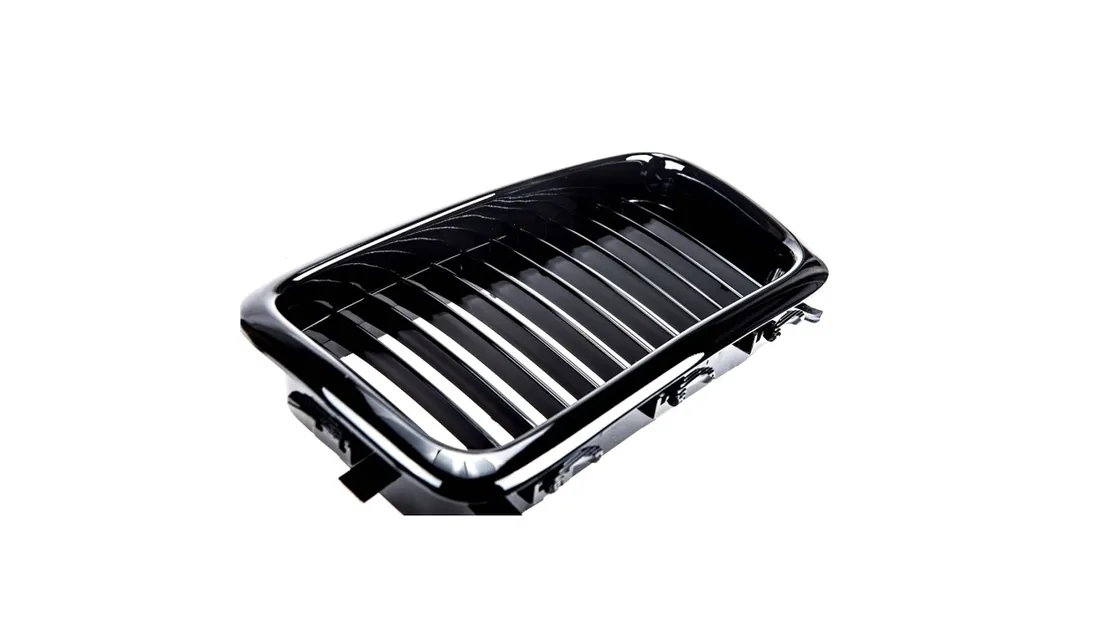 grill-bmw-7-e38-pojedyncze-zeberka-gloss-black