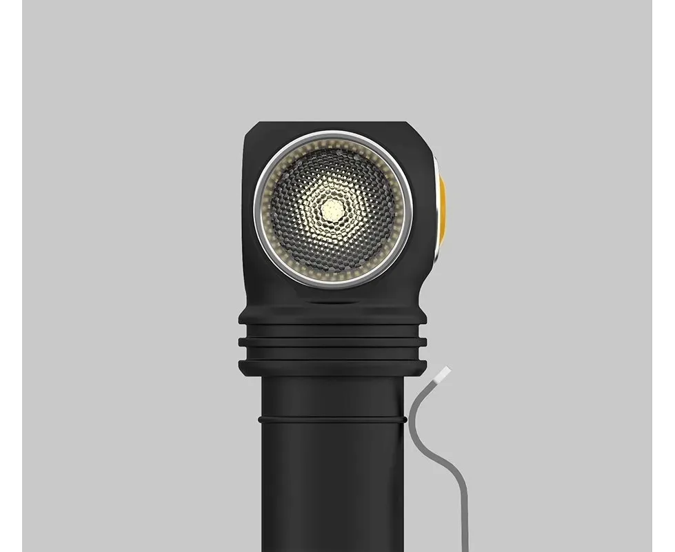 latarka-armytek-wizard-c2-magnet-usb-warm
