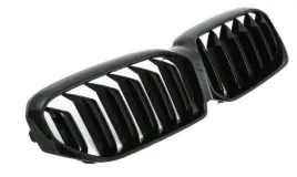 grill-nerki-bmw-g30-g31-lci-7-20-czarny-polysk