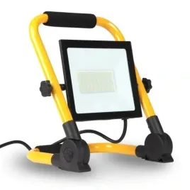 halogen-led-roboczy-naswietlacz-budowlany-z-raczka