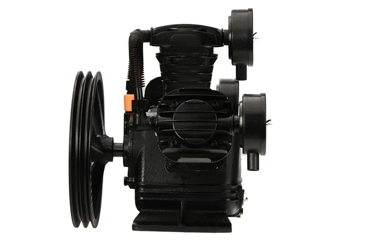 kompresor-sprezarka-3kw-3tloki-kd1405-marka-kraftanddele