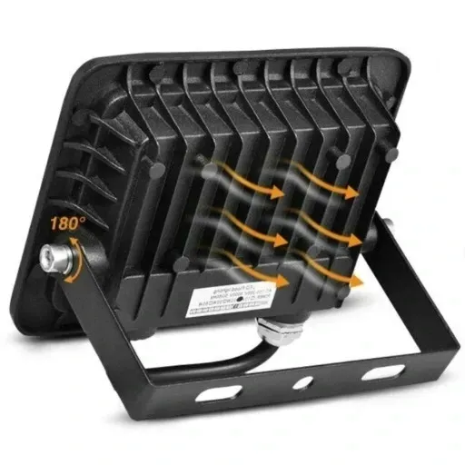 halogen-naswietlacz-led-100w-slim