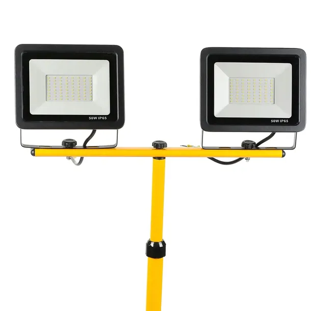 halogen-naswietlacz-led-100w-slim-wysokosc-produktu-180-cm