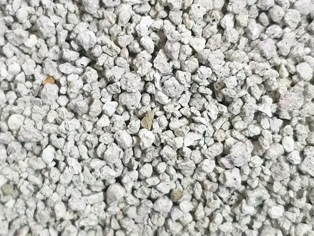 super-benek-compact-lawenda-25l-active-wlasciwosci-drobnoziarnisty-zapachowy-zbrylajacy