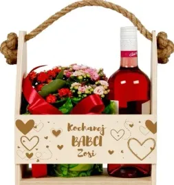 nosidlo-na-kwiaty-wino-z-grawerem-prezent-na-walentynki