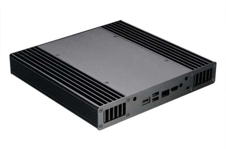 akasa-plato-x8-small-form-factor-sff-czarny