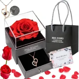 prawdziwa-wieczna-roza-w-szkatulce-z-naszyjnikiem-prezent-na-walentynki