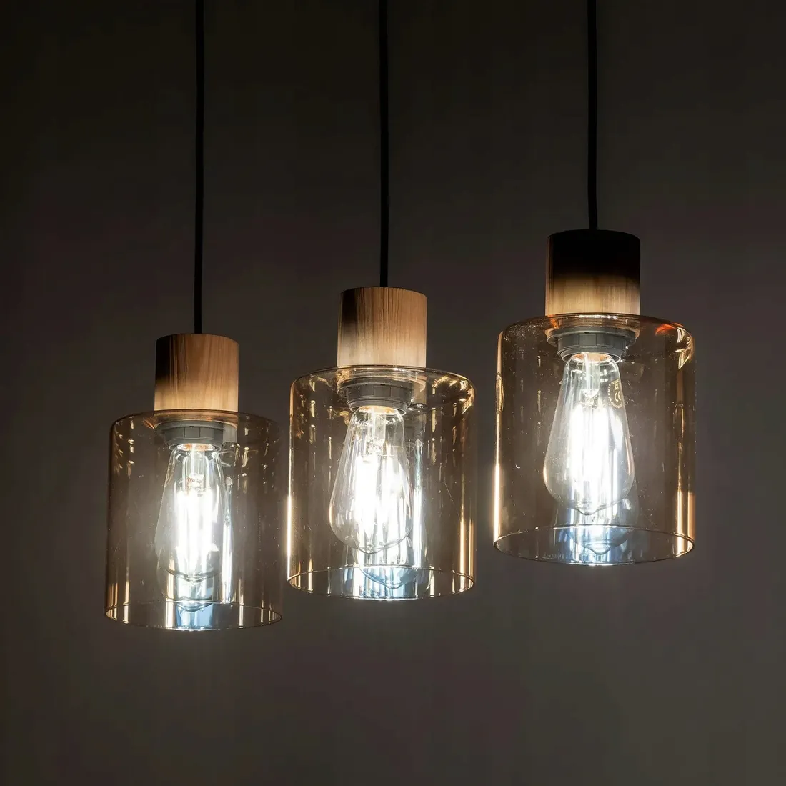 lampa-wiszaca-orson-czarny-brazowy-szklane-klosze-3xe27-sufitowa-nowoczesna